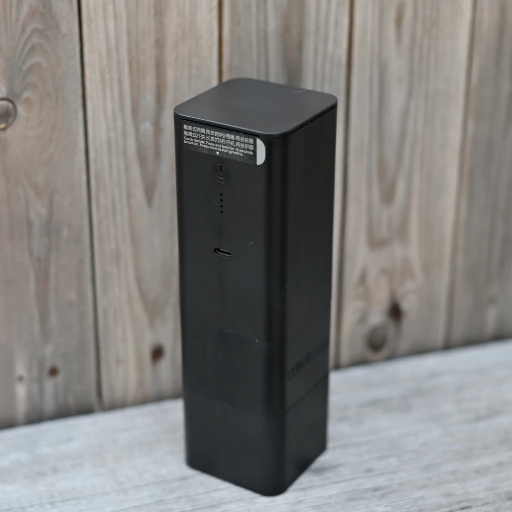 FEMOBOOK A2 USB Electric Grinder Portable Rechargeable Grinder with 7Core Burr Magnetic Attraction Design 4000Mah Battery