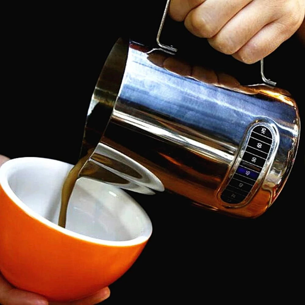 Milk Frothing Pitchers with Integrated Thermometer Latte Art Jug Stainless Steel Creamer Temperature Espresso Steaming Pitchers
